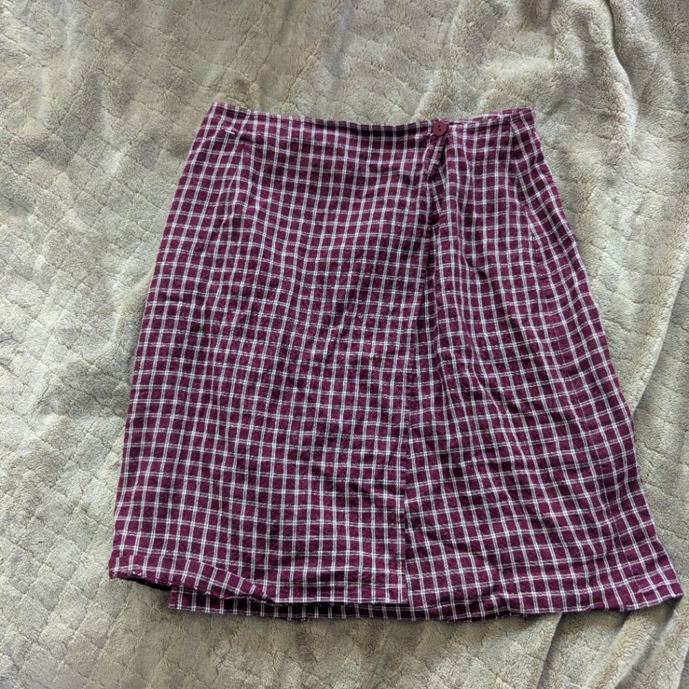 Plaid Women's Skirt - Red and White